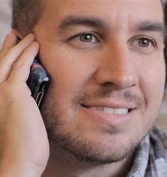 Girls to chat with you in our Australian phone sex chat rooms.