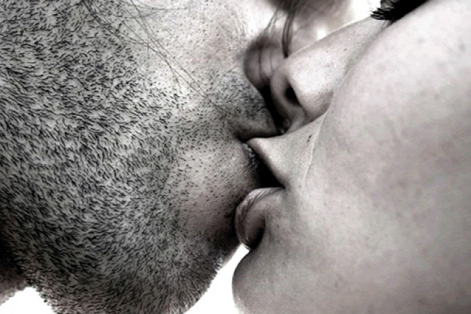 How the girls chat line works.